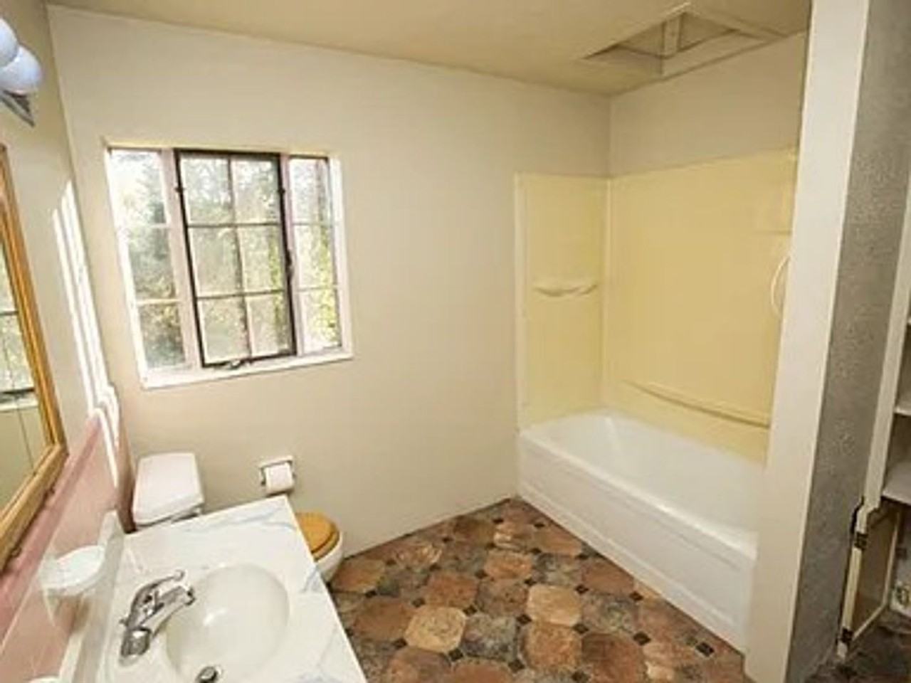 1395 Harlan St - Photo 6 of 21