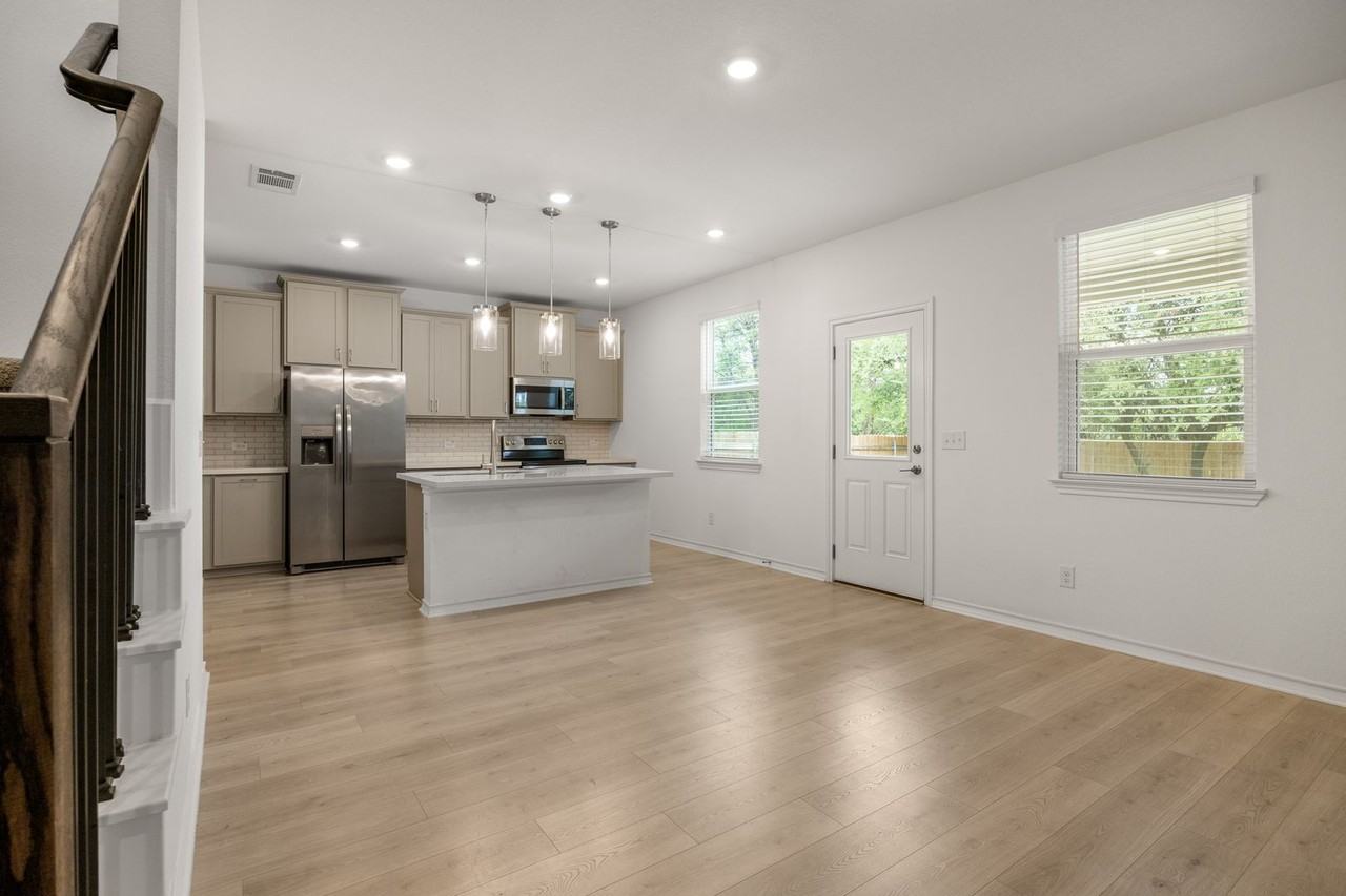 301 Quarry Rock Cv - Photo 4 of 17