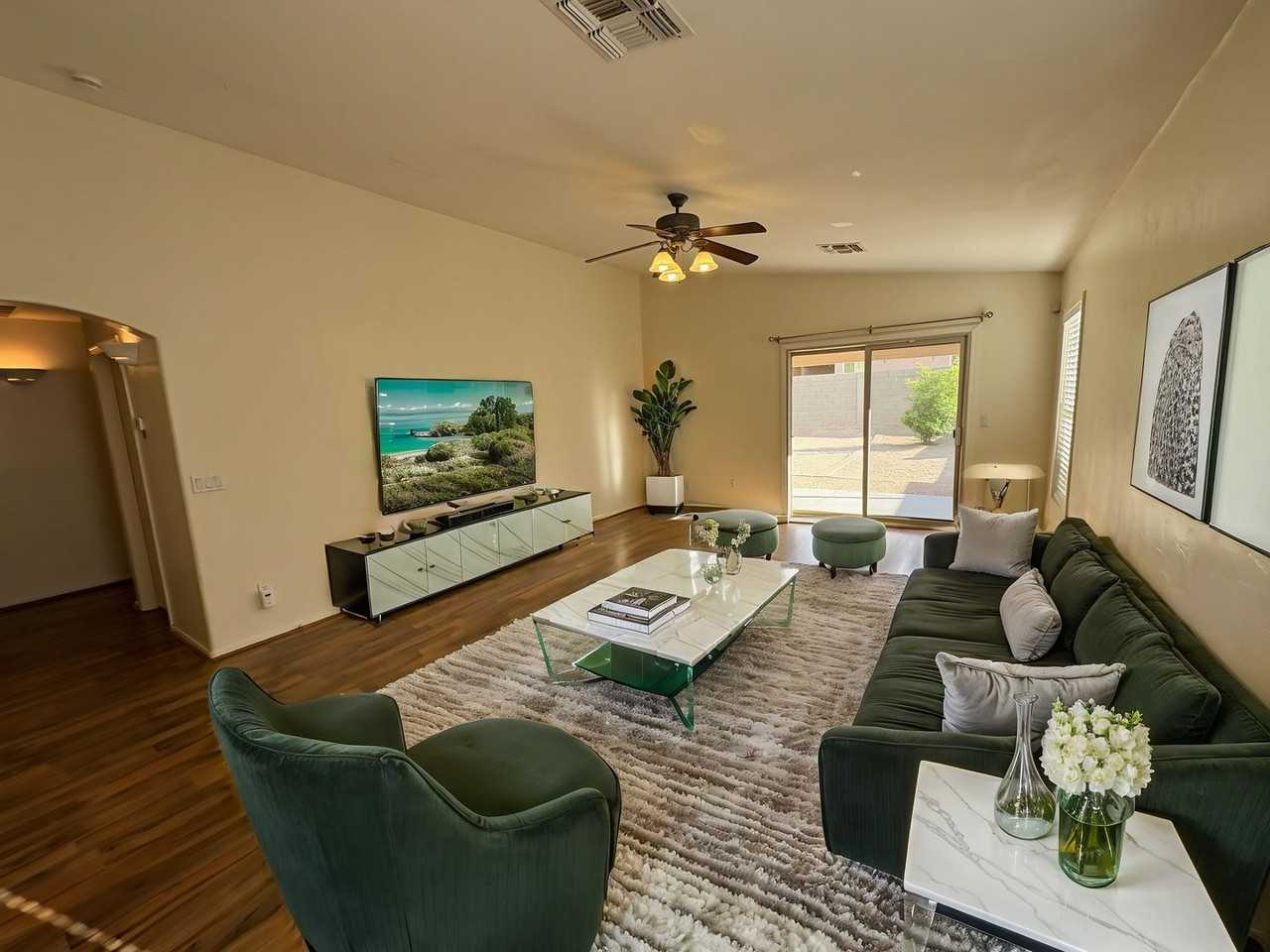 10436 E Vashon St - Photo 3 of 31