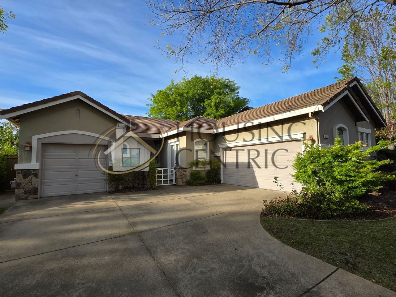 3411 Cabrito Dr - Photo 5 of 36