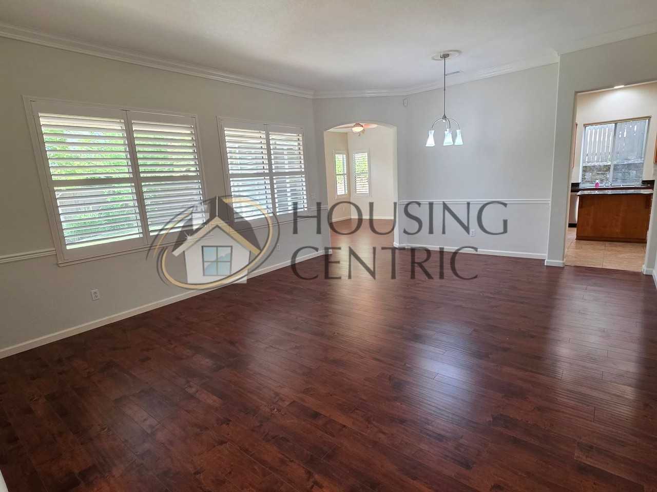 3411 Cabrito Dr - Photo 7 of 36