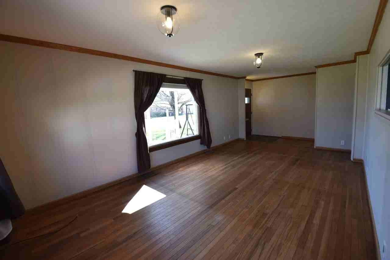 132 E Mckenzie Rd - Photo 4 of 33