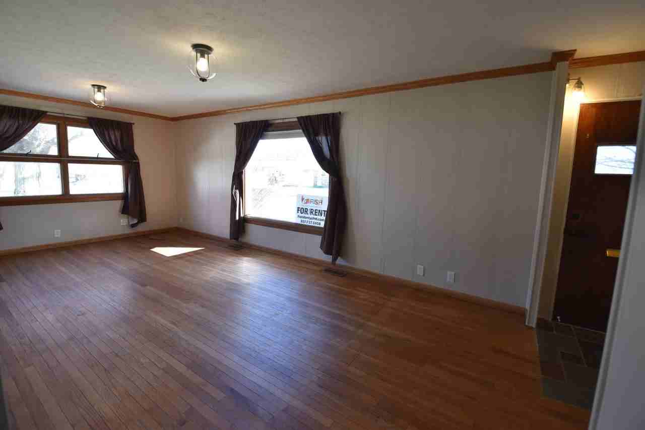 132 E Mckenzie Rd - Photo 5 of 33