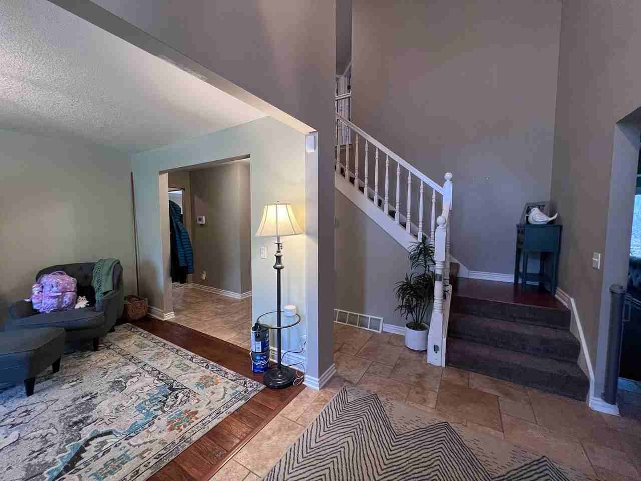 7330 Decosta Dr Ne - Photo 2 of 39