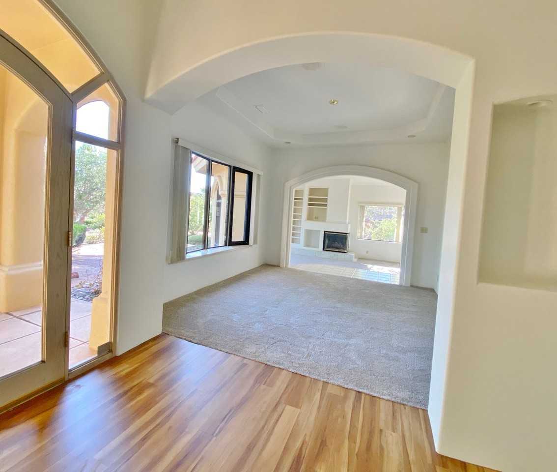 115 Linda Vis - Photo 4 of 33