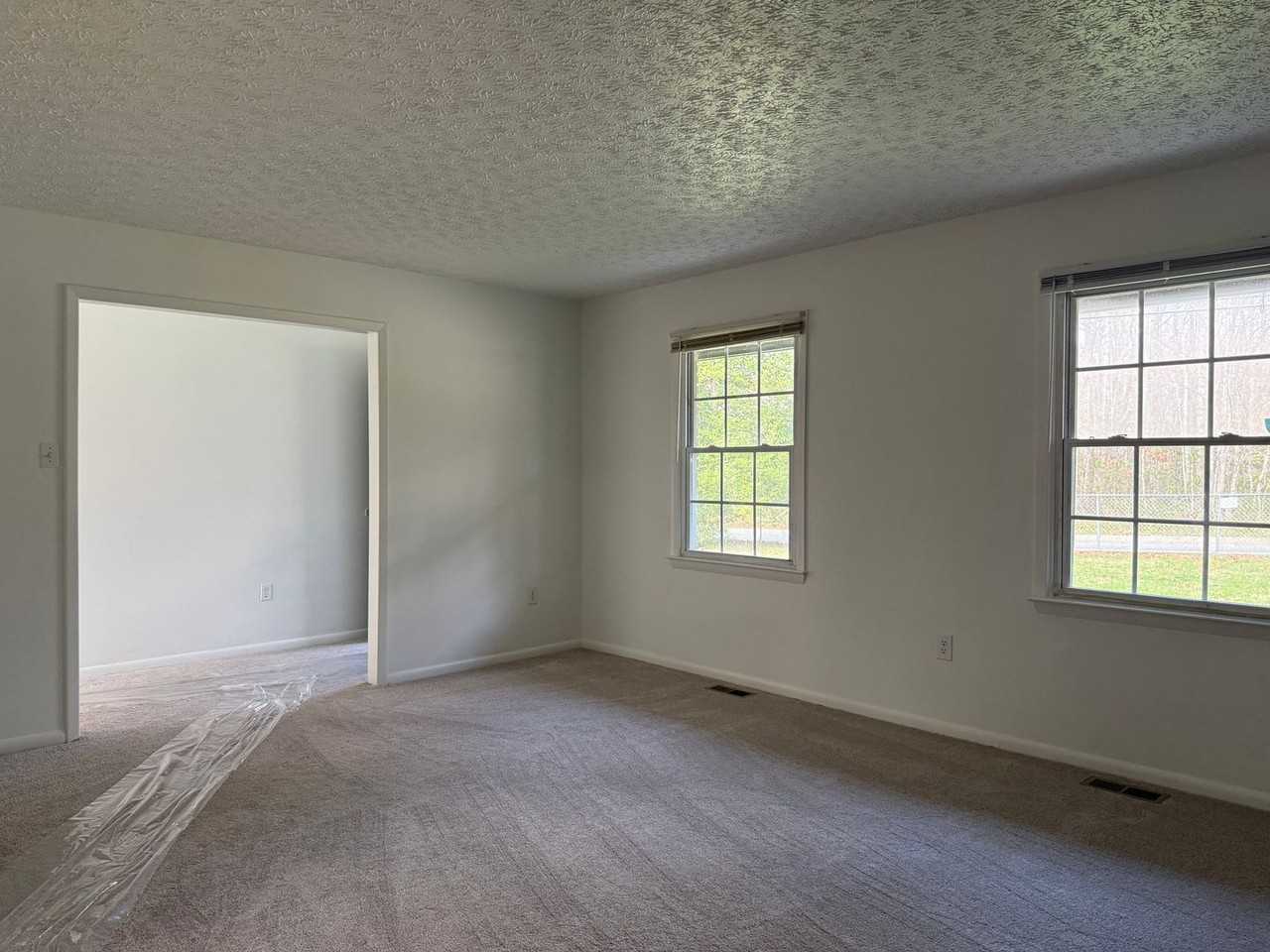 34 Fortune St - Photo 7 of 30