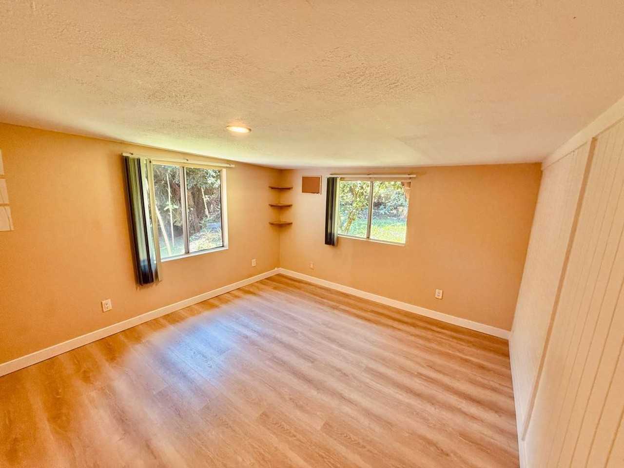 1073 Nanihoku Pl - Photo 6 of 14