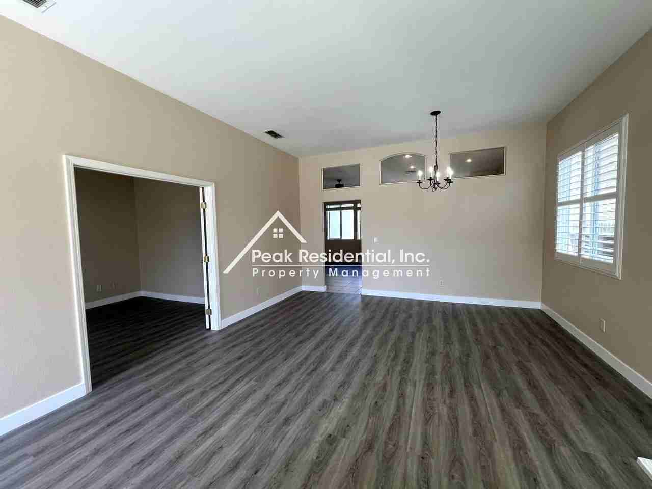 6017 Snow Leopard Cir - Photo 6 of 23