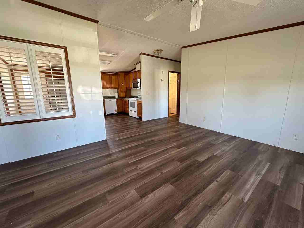 540 Meadstown Rd - Photo 2 of 10