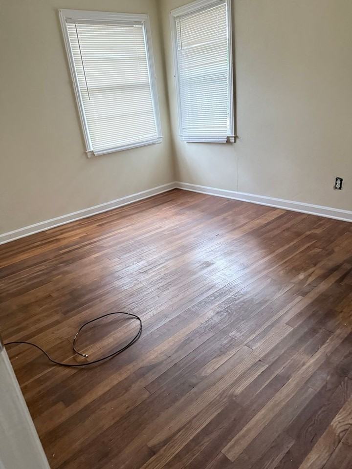 1207 De Renne Dr - Photo 7 of 8