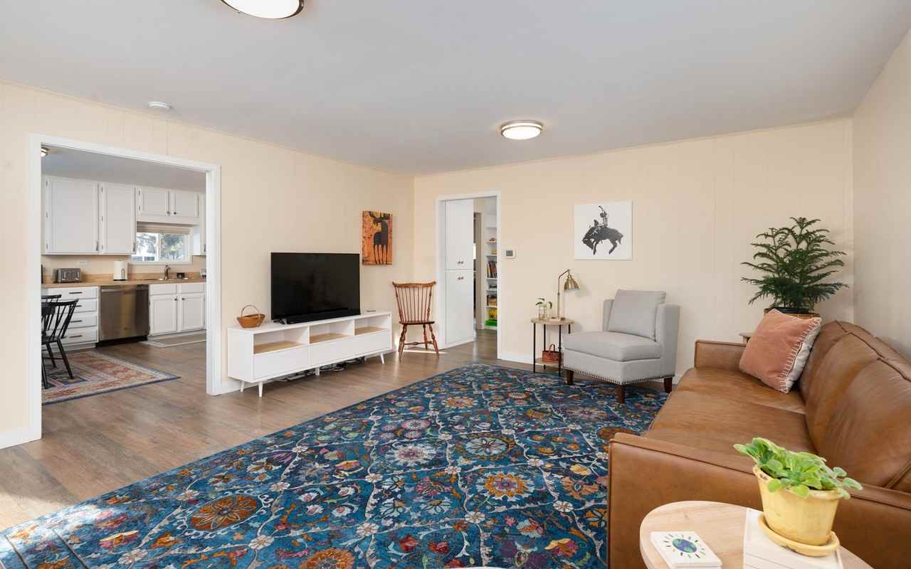 5080 Gooch Hill Rd - Photo 3 of 30