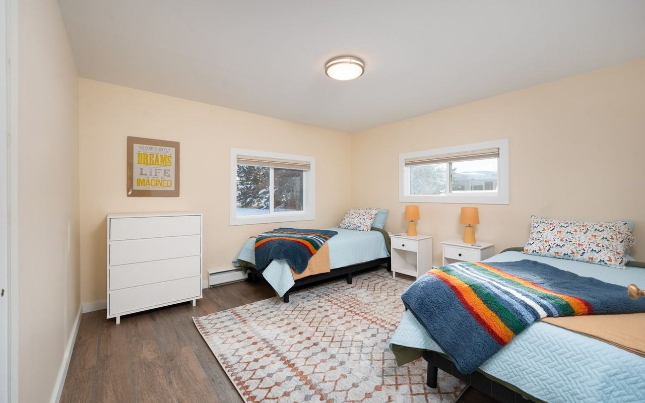 5080 Gooch Hill Rd - Photo 7 of 30