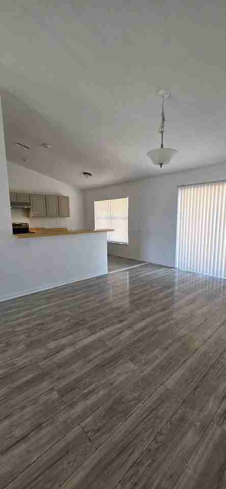 2066 De Carlo Ave - Photo 5 of 23