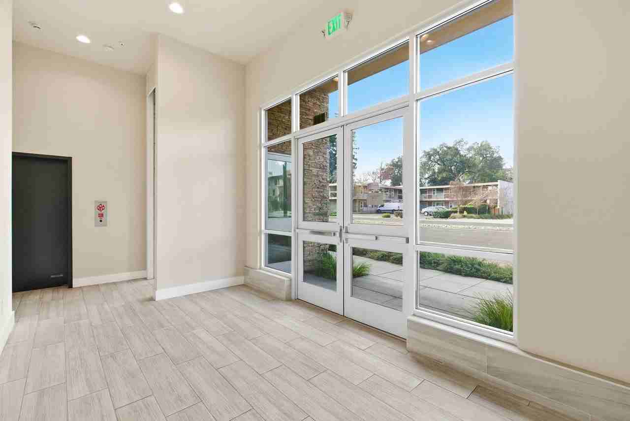 889 N San Antonio Rd #2020 - Photo 4 of 36