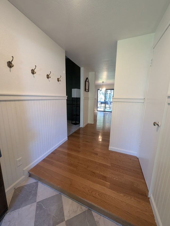 781 Ne Woods Pl - Photo 3 of 30