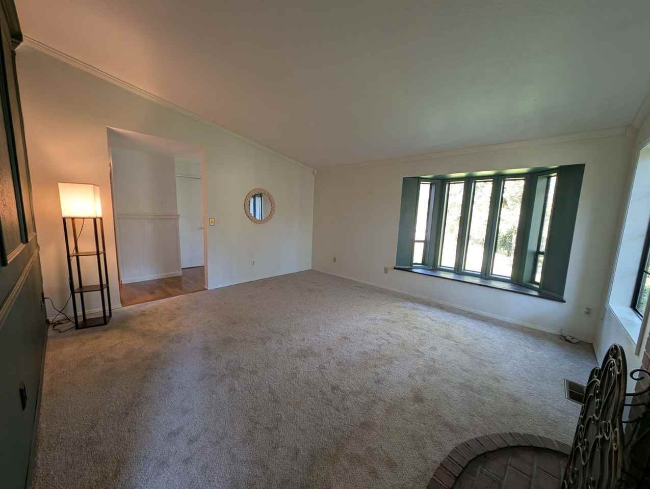 781 Ne Woods Pl - Photo 5 of 30