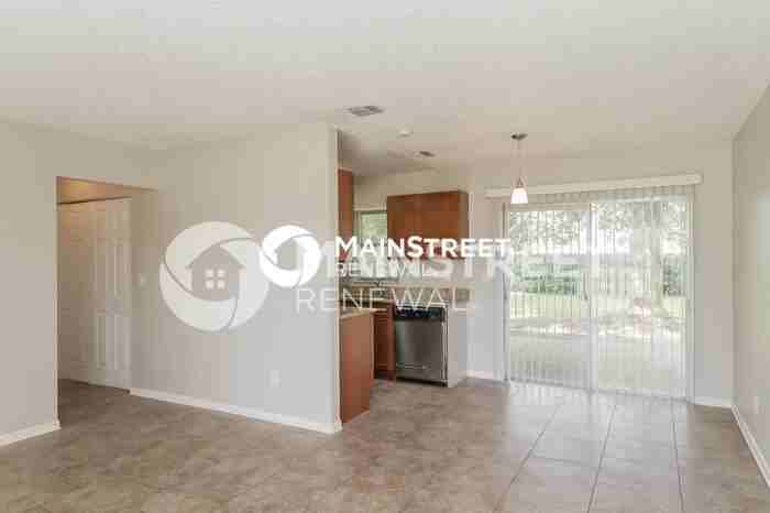 2289 Anchor Ave - Photo 7 of 16