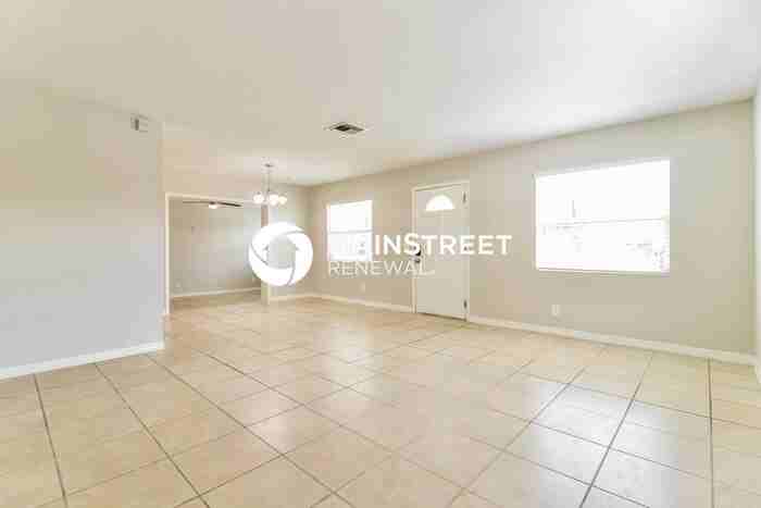 6609 S Mascotte St - Photo 2 of 16