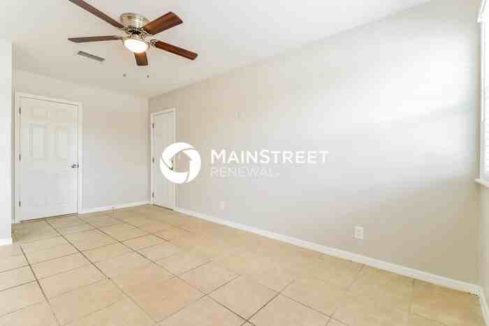 6609 S Mascotte St - Photo 7 of 16