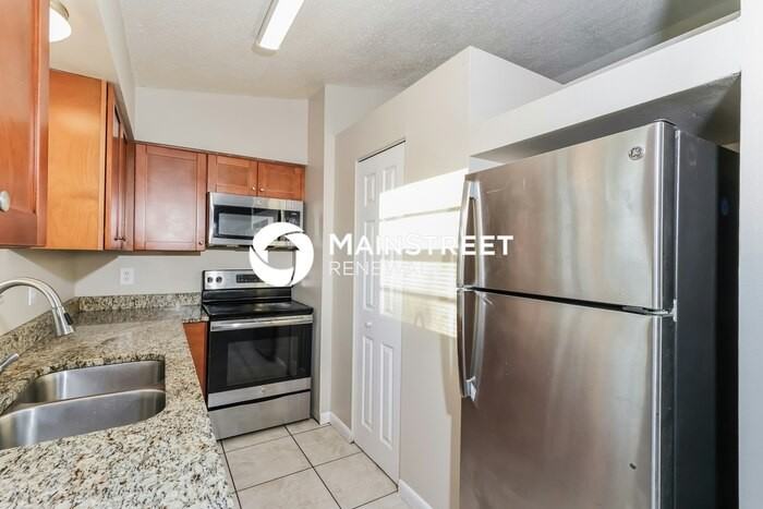866 Glendale Ave Nw - Photo 6 of 17