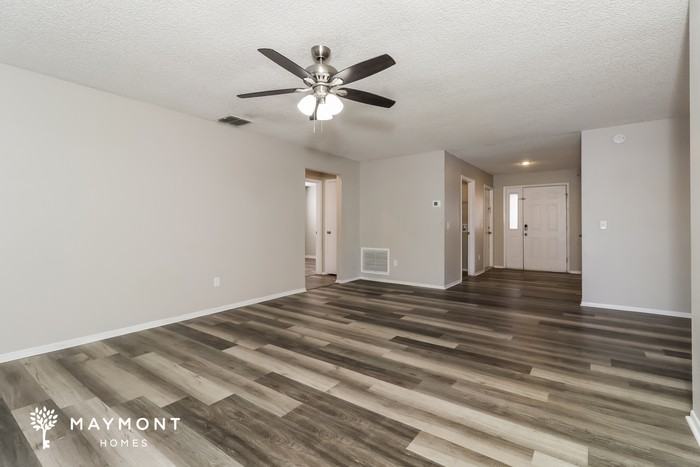 8431 Duval Dr - Photo 5 of 15