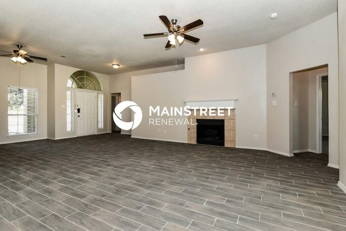 221 Dartmouth Dr - Photo 4 of 17