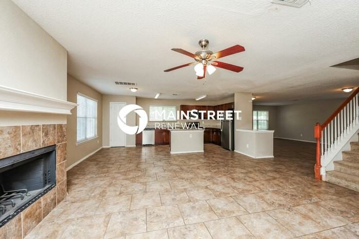3332 Knollcrest Ln - Photo 5 of 17