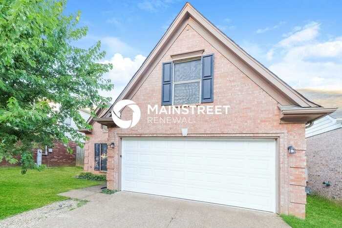 1424 Marhill Cv - Photo 2 of 17