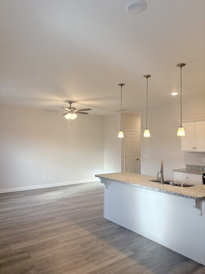 926 Rodeo Ct #926 - Photo 3 of 20
