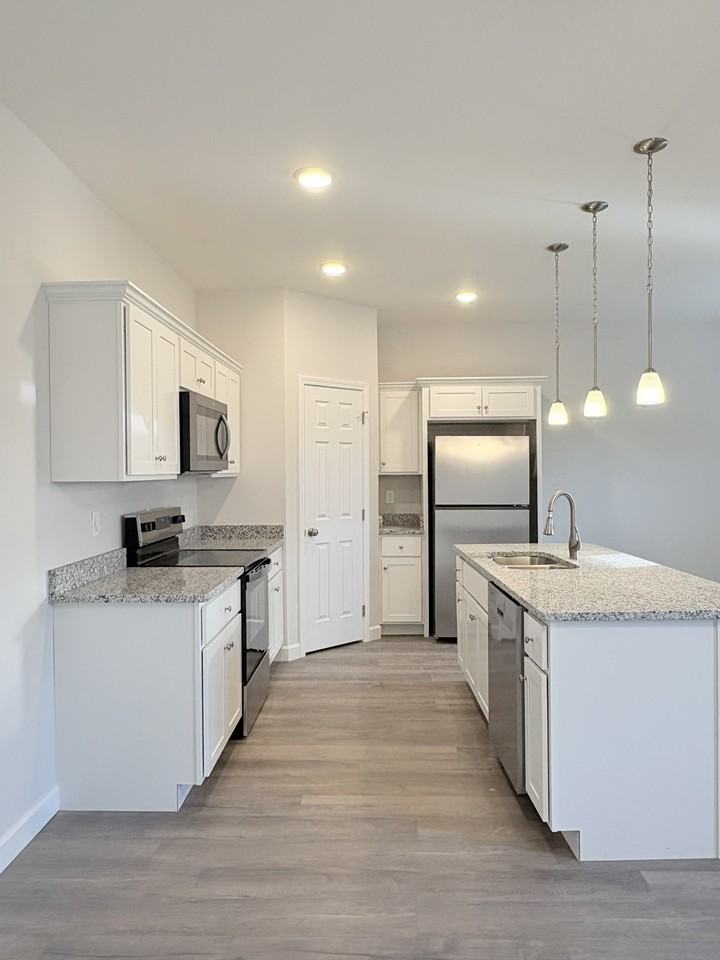 916 Rodeo Ct #916 - Photo 6 of 20