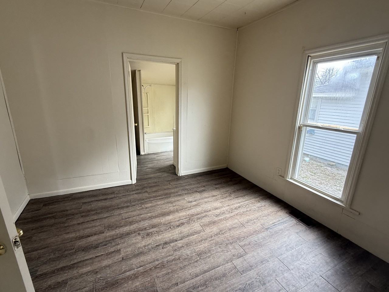 Wallace Ave #600 - Photo 5 of 6