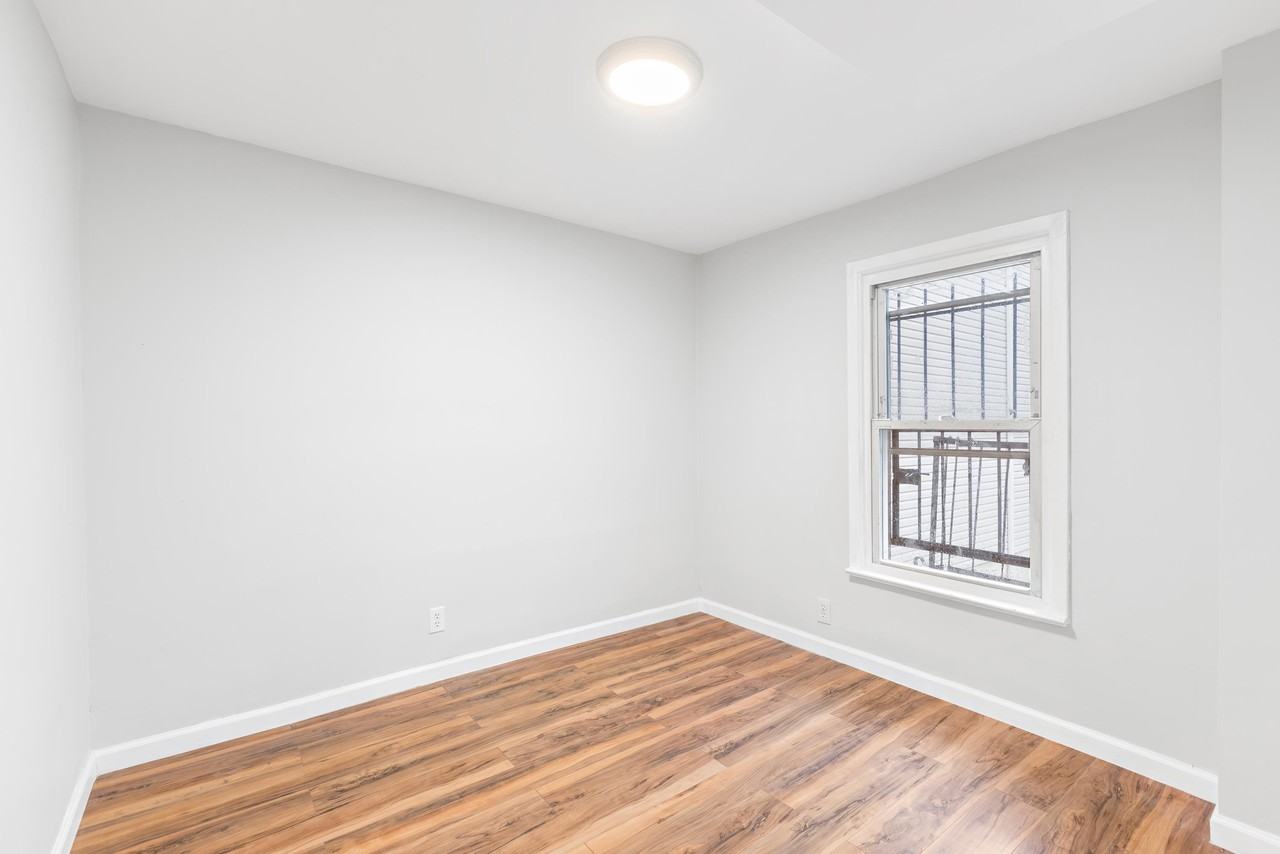 72 Mcadoo Ave #2 - Photo 5 of 10