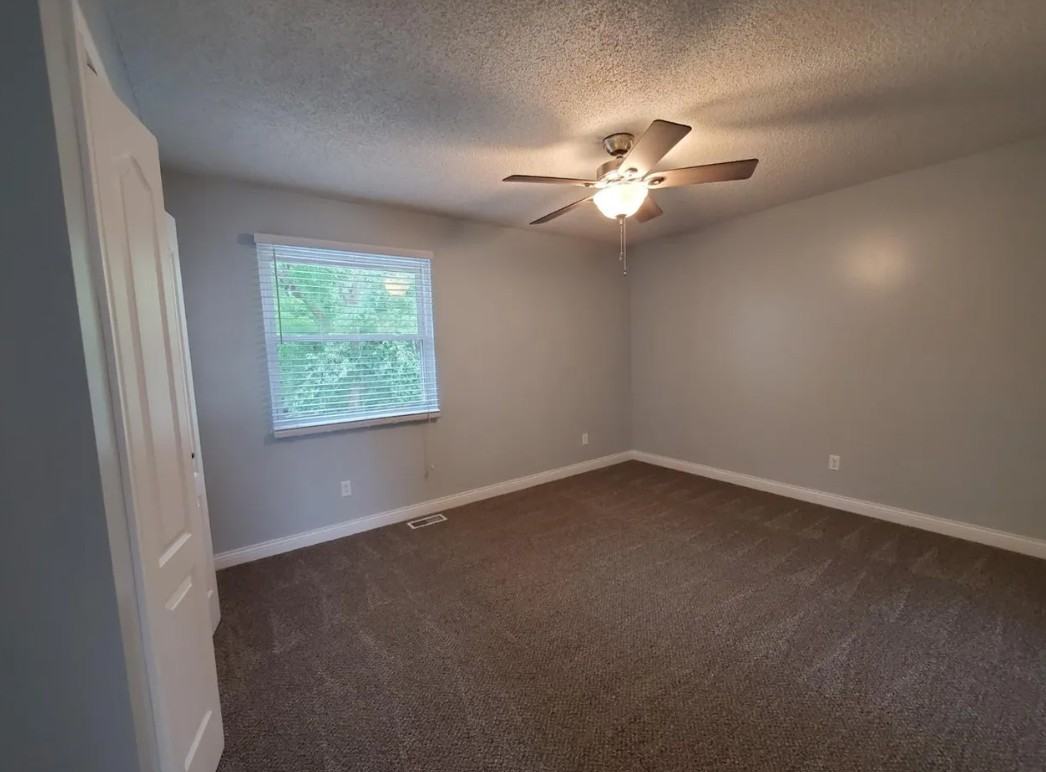 6231 Lindsey Ct #NA - Photo 4 of 25