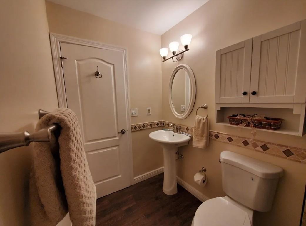 6231 Lindsey Ct #NA - Photo 6 of 25