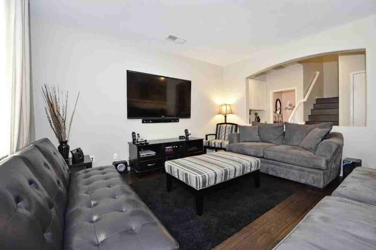 1477 Levant Ln #4 - Photo 5 of 16