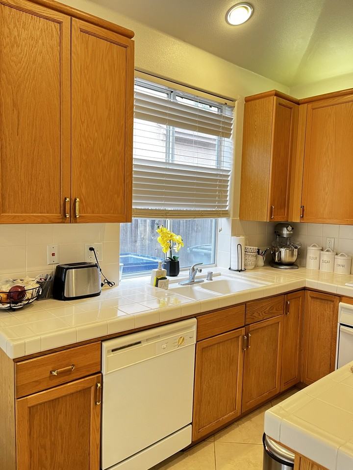 7668 N Bain Ave #NA - Photo 4 of 15