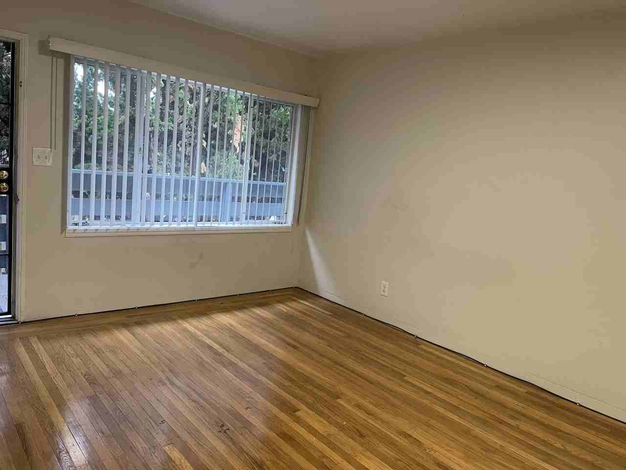 1633 28th Ave #3 - Photo 3 of 8