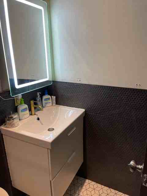 516 Fitzwater St #2 - Photo 3 of 7