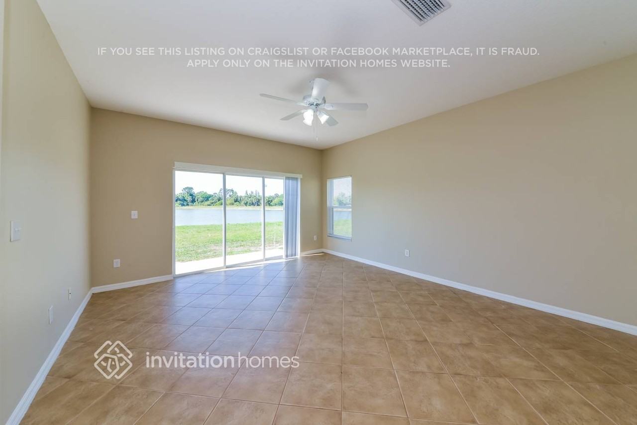 7510 Dragon Fly Loop - Photo 3 of 17