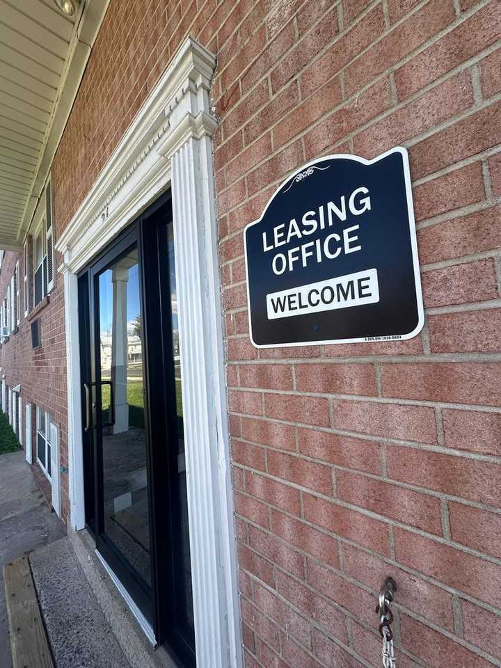 Greentree Apts-Quakertown - Photo 2 of 26