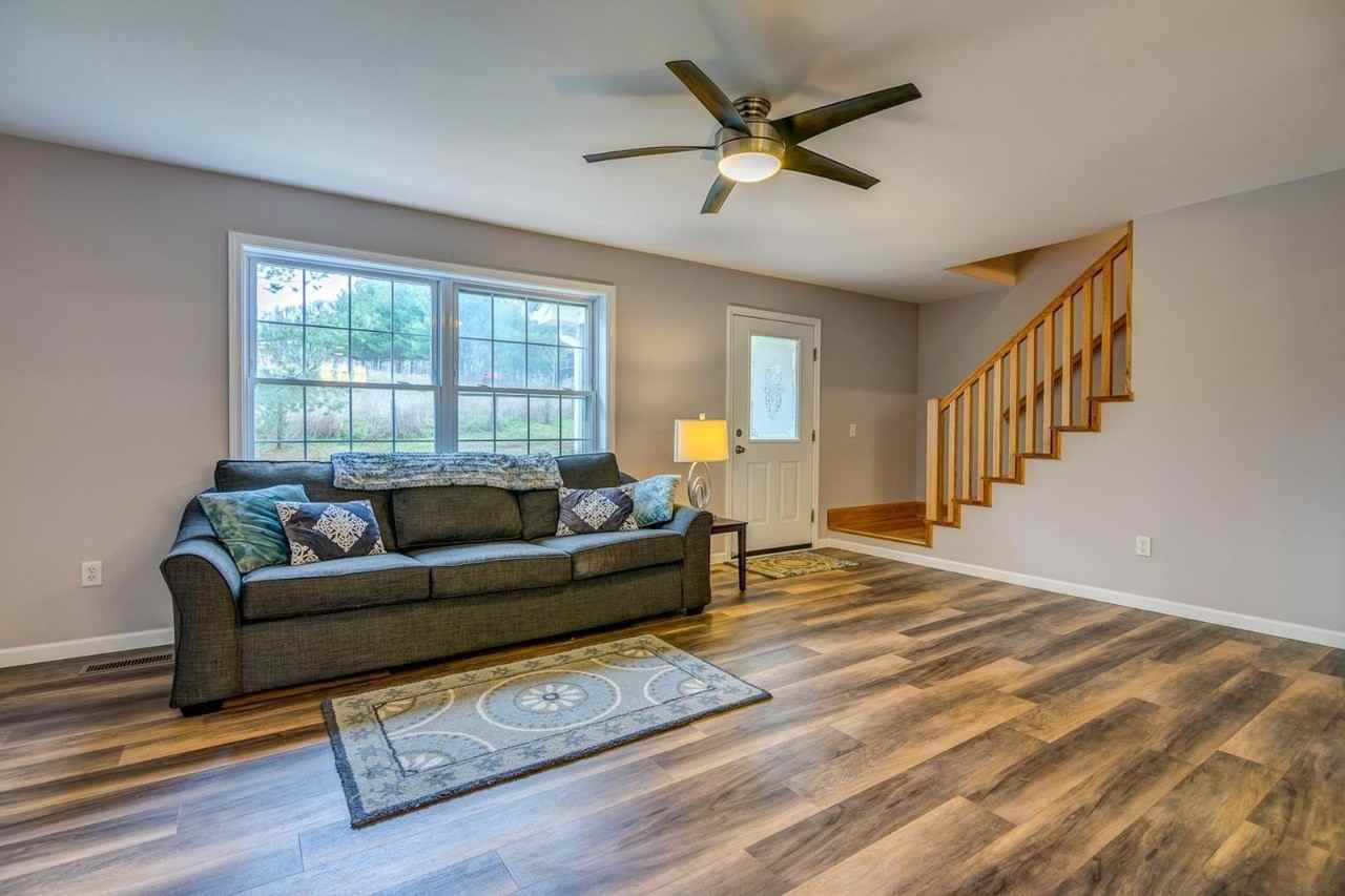 3324 Yellow Sulphur Rd - Photo 5 of 20