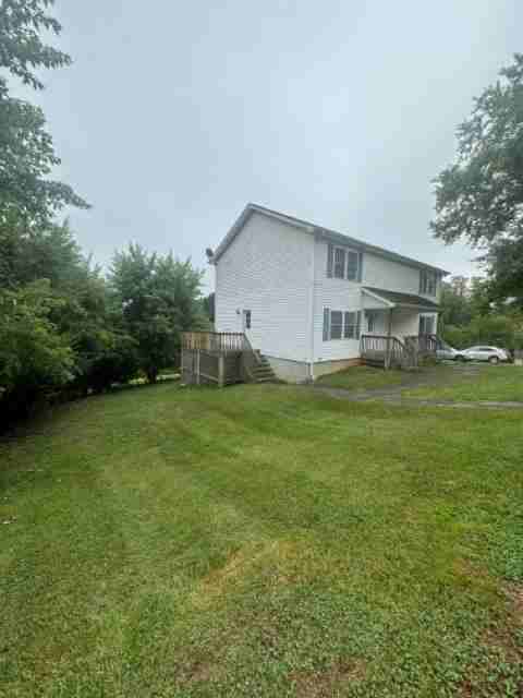 3332 Yellow Sulphur Rd - Photo 4 of 20