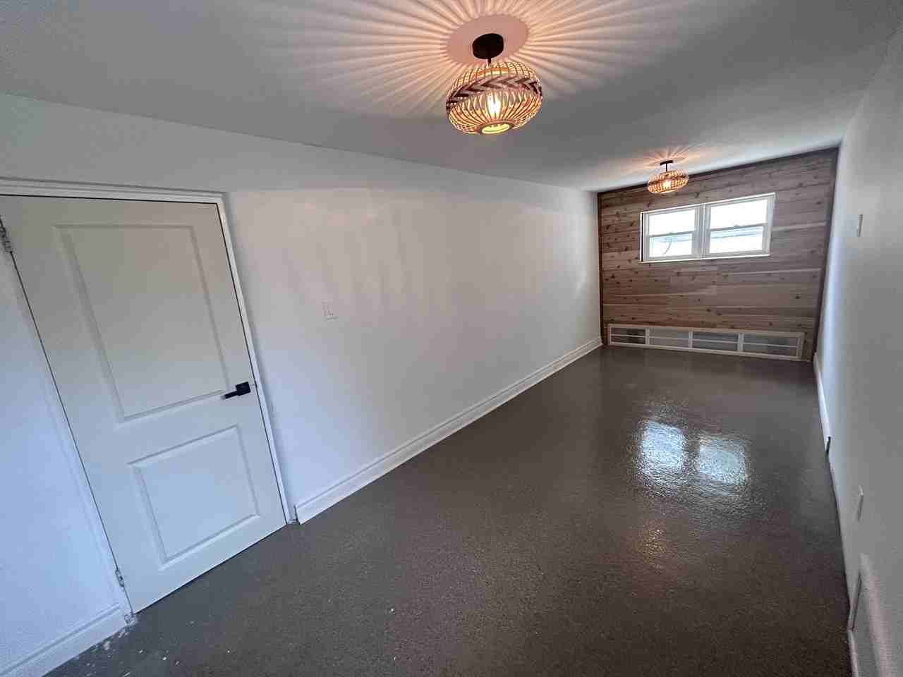 38 Superior Ave - Photo 5 of 20