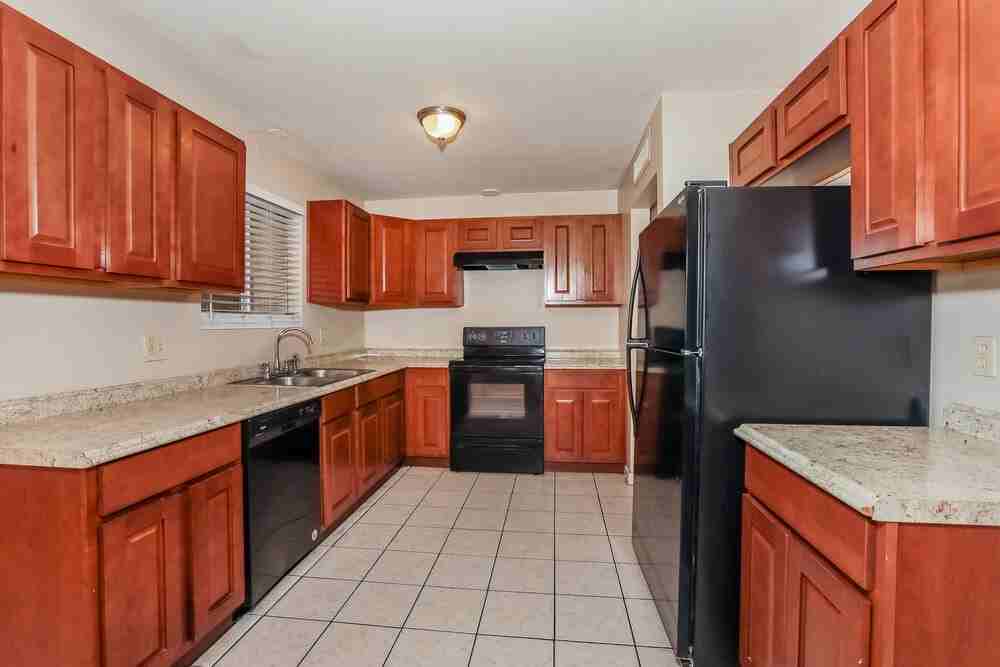 1544 E Clover - Photo 7 of 16