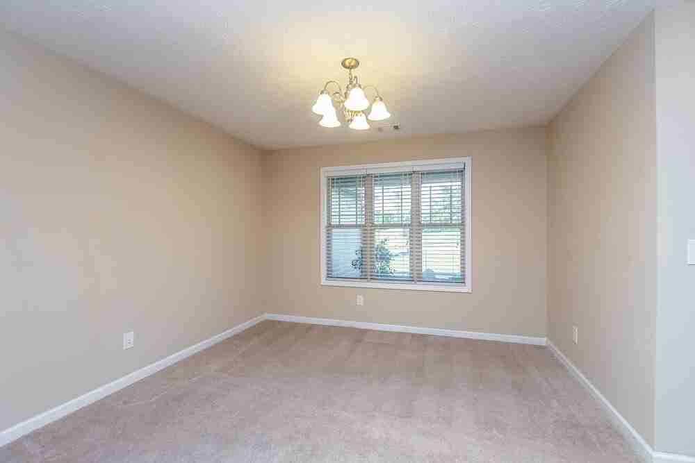 23 Saint Charles Pl - Photo 5 of 16