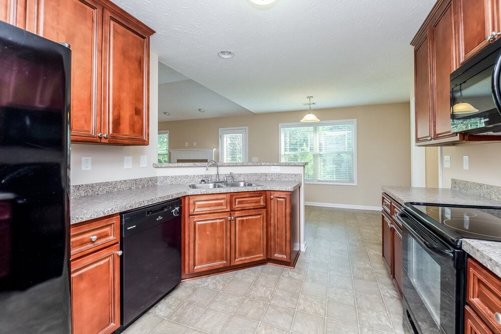 23 Saint Charles Pl - Photo 6 of 16