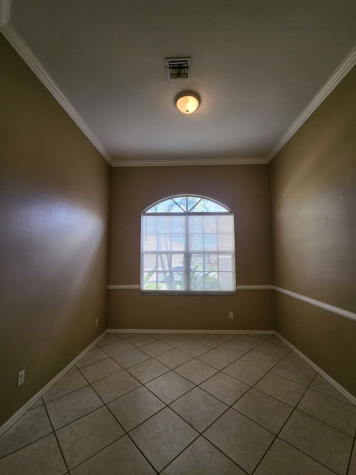 11082 Lakeland Cir #1 - Photo 6 of 26