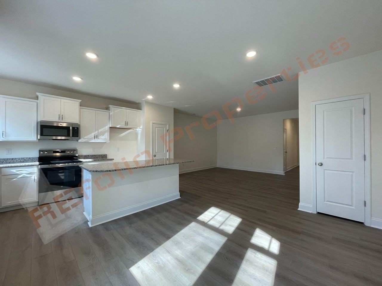 6435 Granite Quarry Dr - Photo 5 of 21