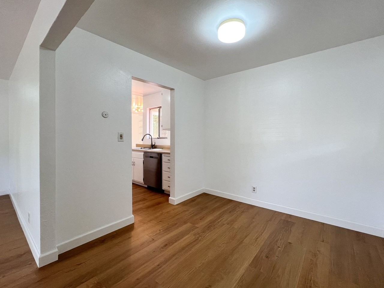 849 Laguna St - Photo 7 of 34