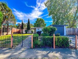 featured image of 263 Los Altos Pl